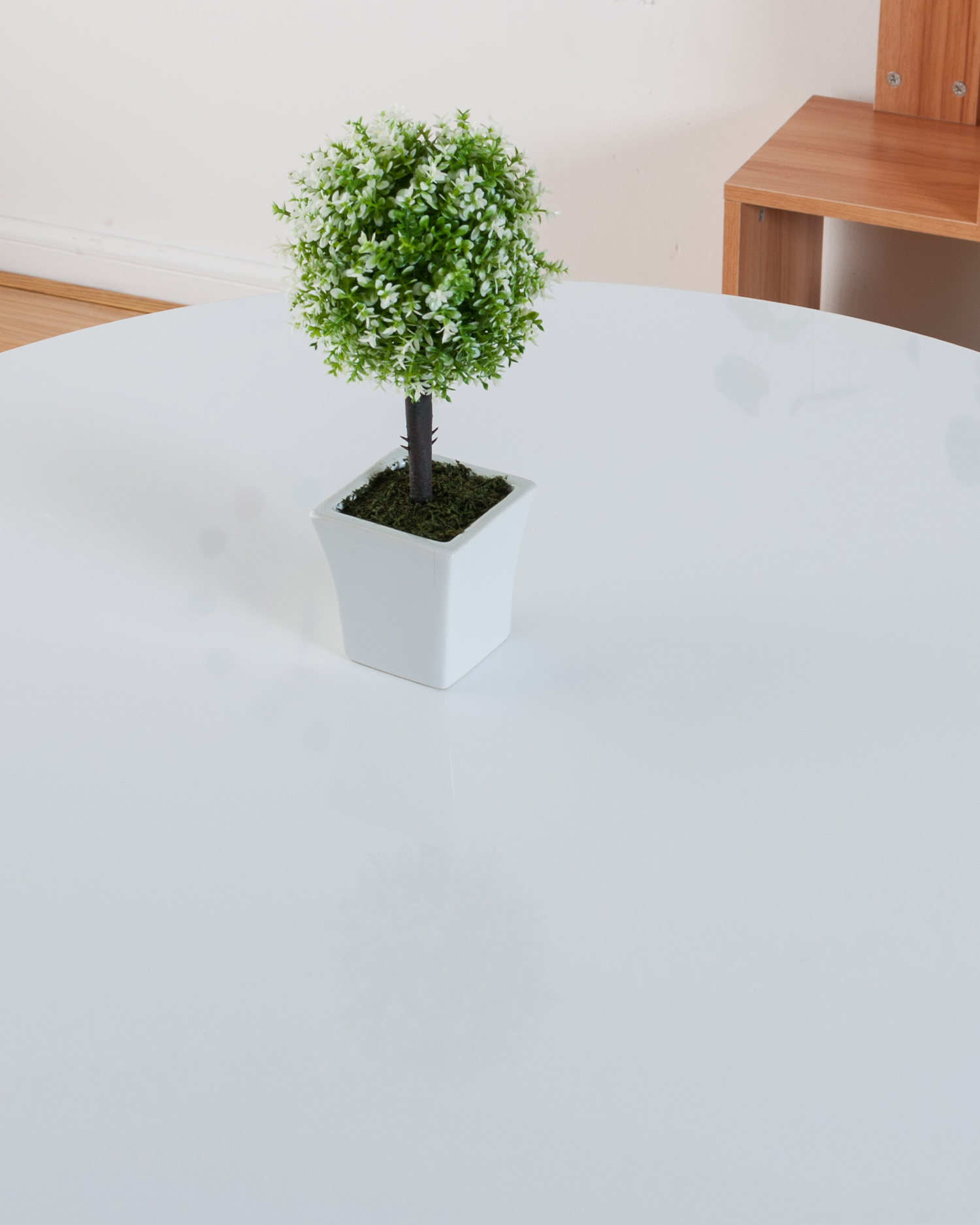 Bàn ăn bằng gỗ tròn Bắc Âu Bàn ăn bằng gỗ tròn Bắc Âu